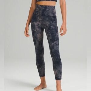 Lululemon diamond die cropped leggings *tag Included